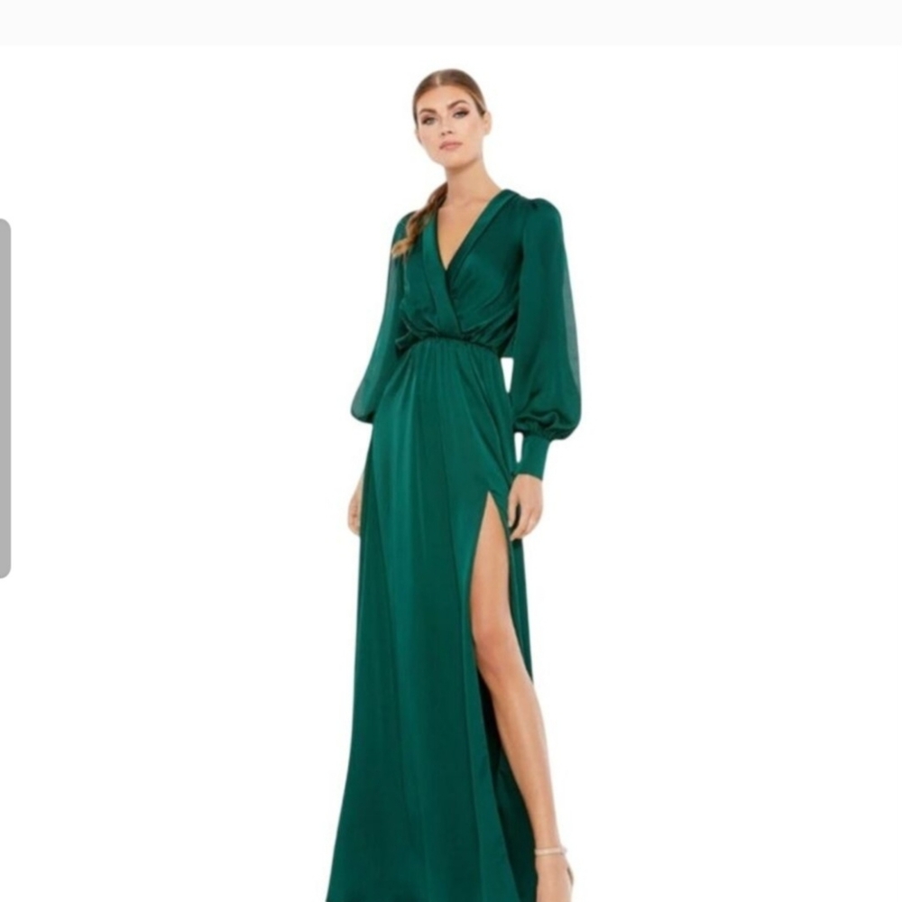MAC DUGGAL Dress Size 4 Evening Gown Deep Emerald Green NEW Bishop Sleeve